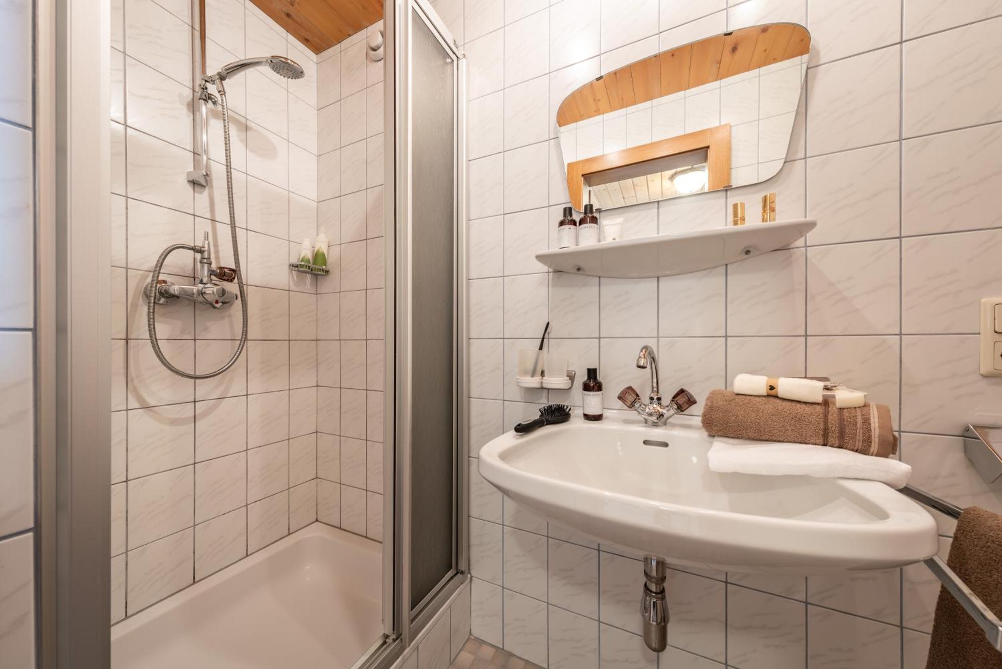 Haus Schoeser *